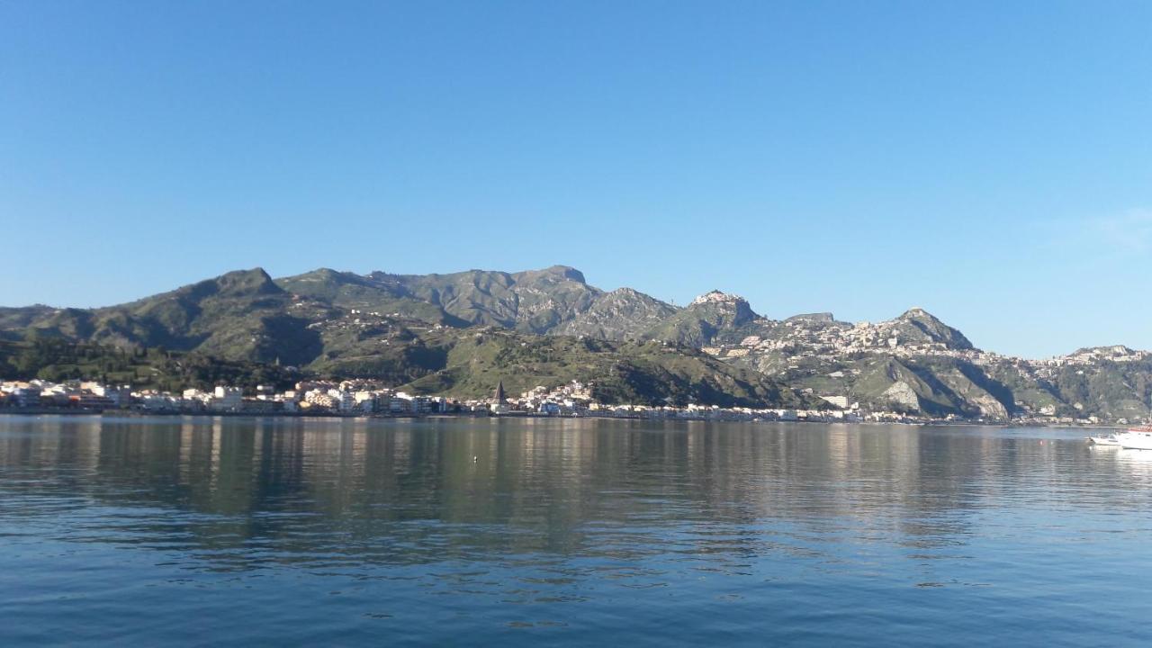 Pina's tao sea home Taormina Exterior foto
